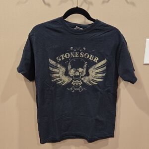 Hanes Navy Graphic Tee with Skull and Wings